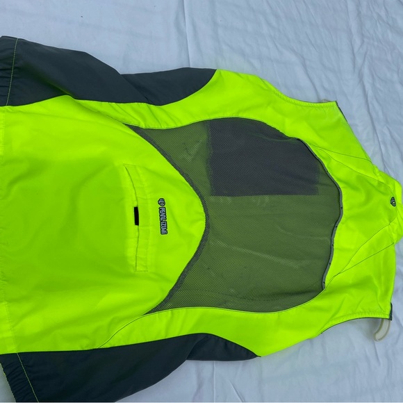 Pearl Izumi Cycling Vest - Picture 14 of 15